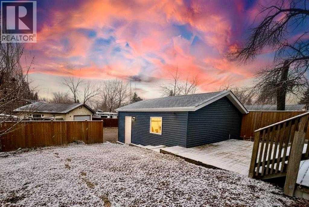 House for Sale in 15104 1 Street SE|Calgary, Alberta T2X1A1 4