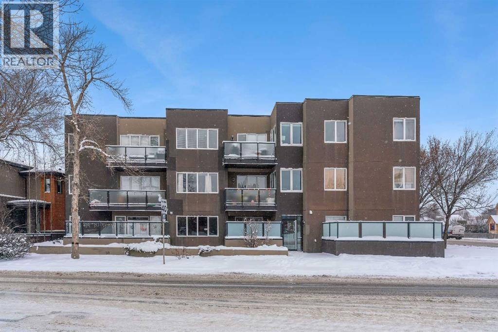 Apartment for Sale in 105, 320 12 Avenue NE|Calgary, Alberta T2E1A4