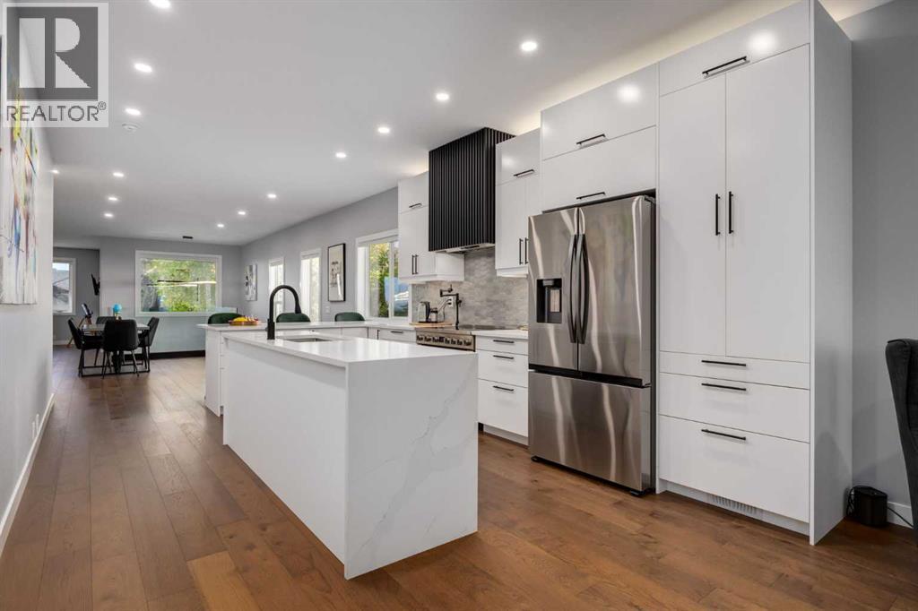 House for Sale in 3223 Signal Hill Drive SW|Calgary, Alberta T3H3T4