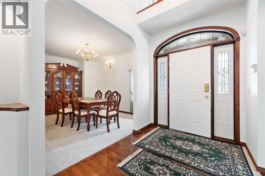 House for Sale in 1600 Evergreen Hill SW|Calgary, Alberta T2Y3A9 3