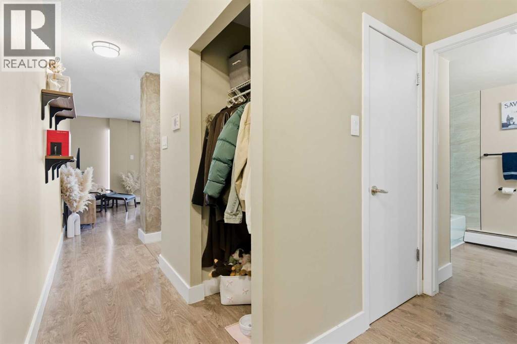 Apartment for Sale in 604, 1015 14 Avenue SW|Calgary, Alberta T2R0N9 4