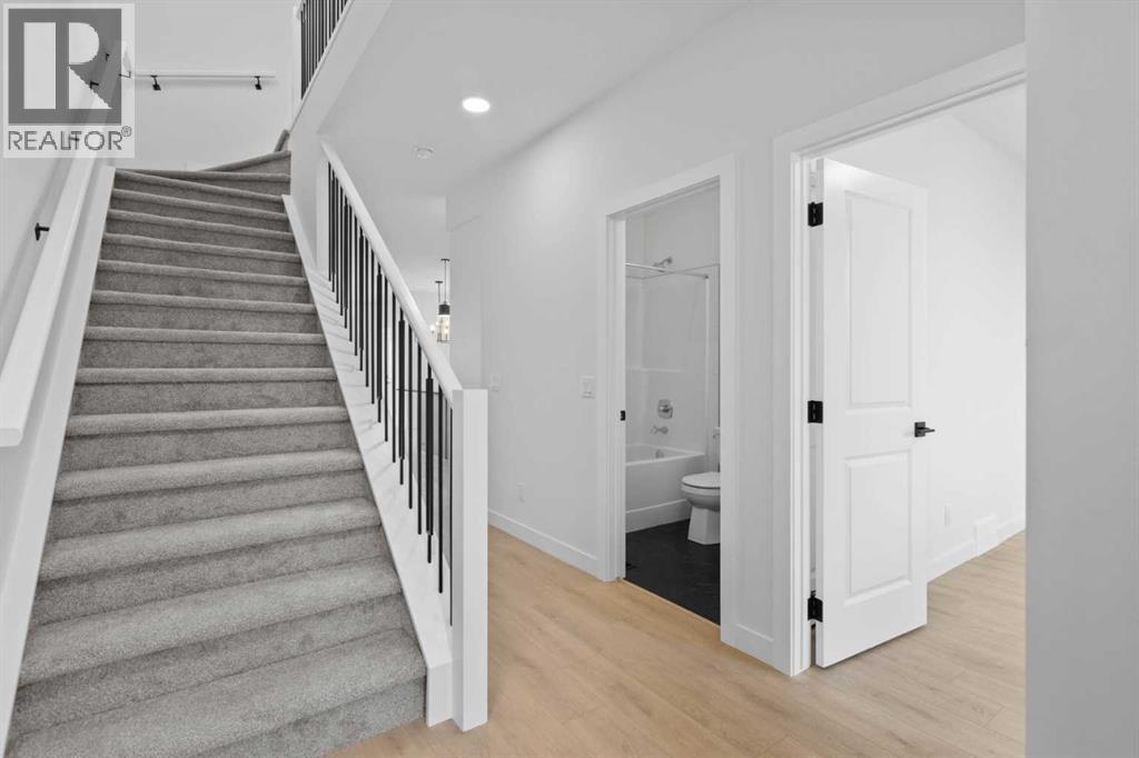 House for Sale in 175 Belvedere Crescent SE|Calgary, Alberta T2A7Y5 4