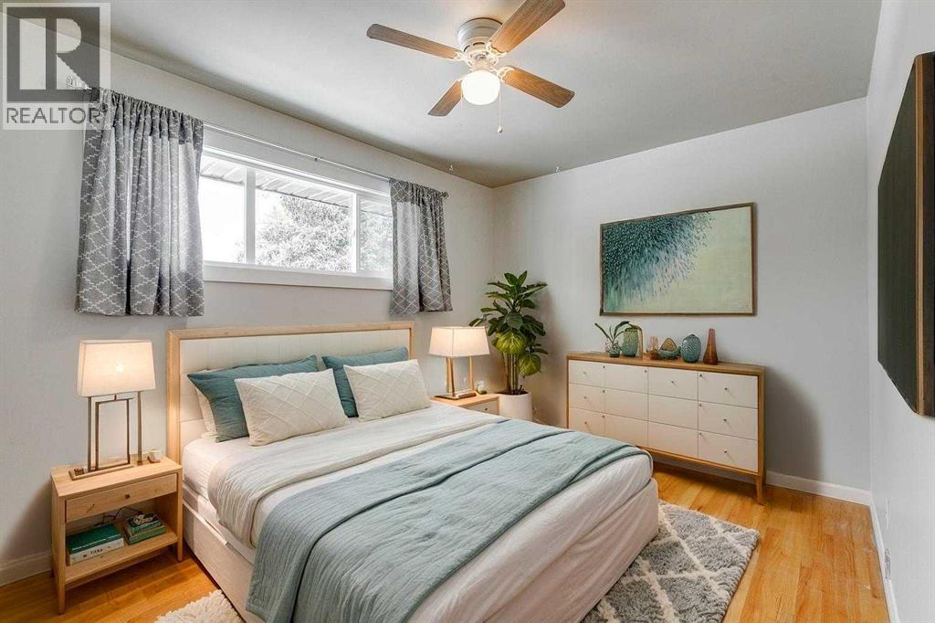 House for Sale in 3328 45 Street SW|Calgary, Alberta T3E3T9 5