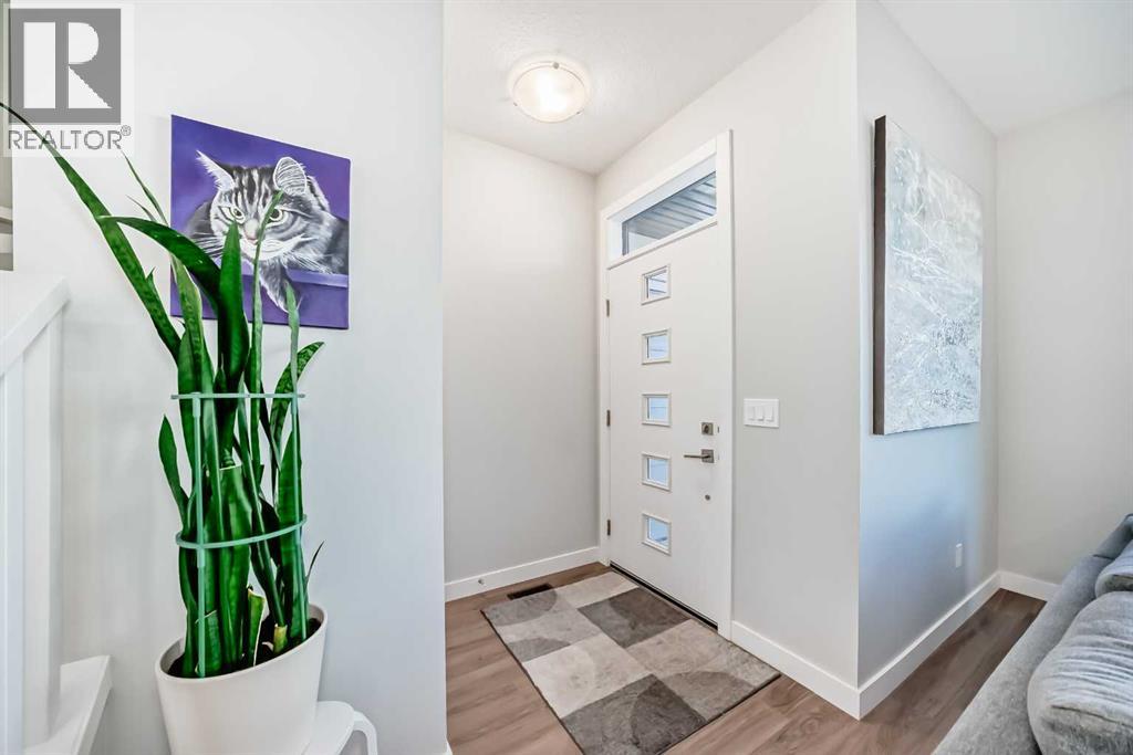 Row / Townhouse for Sale in 115 Wolf Hollow Park SE|Calgary, Alberta T2X4M8 4