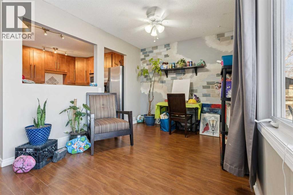 Duplex for Sale in 70 Midridge Gardens SE|Calgary, Alberta T2X1C3 5