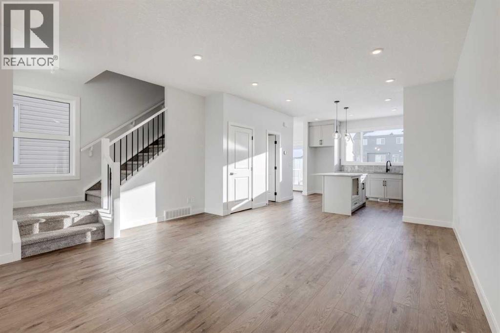 Duplex for Sale in 33 Savanna Place NE|Calgary, Alberta T3J4B6 3