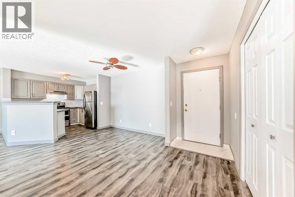 Apartment for Sale in 311, 1000 Citadel Meadow Point NW|Calgary, Alberta T3G5N5 4