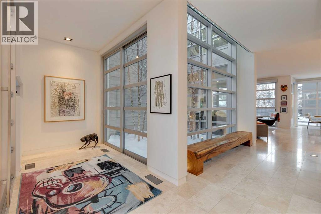 House for Sale in 3033 1 Street SW|Calgary, Alberta T2S1P7 2