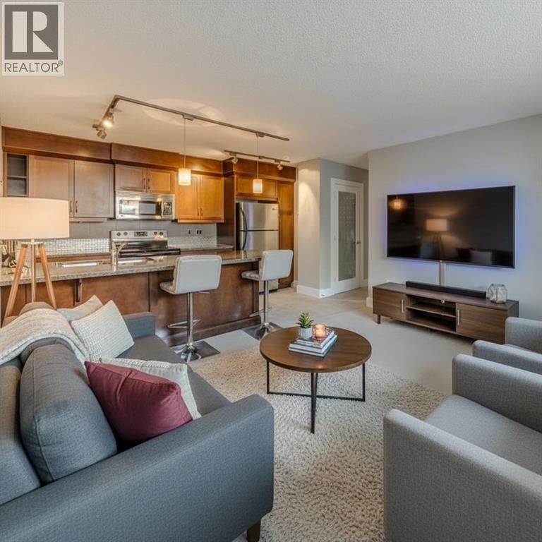 Apartment for Sale in 104, 1534 15 Avenue SW|Calgary, Alberta T3C0X9