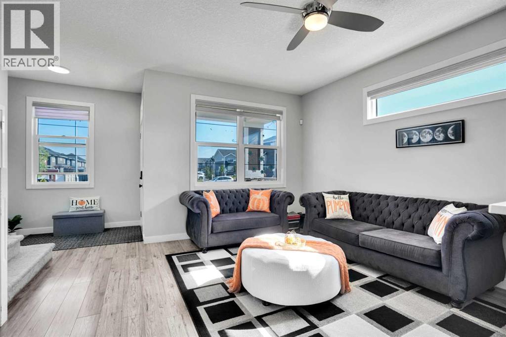 House for Sale in 87 Redstone Boulevard NE|Calgary, Alberta T3N0R5 5