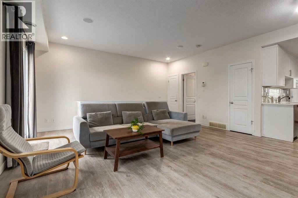 Row / Townhouse for Sale in 64 Auburn Bay Close SE|Calgary, Alberta T3M0Y5 4