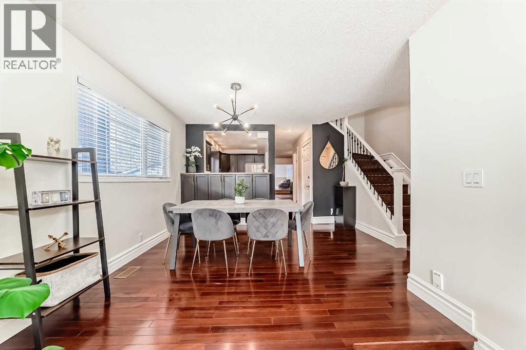 House for Sale in 252 21 Avenue NE|Calgary, Alberta T2E1S4 5