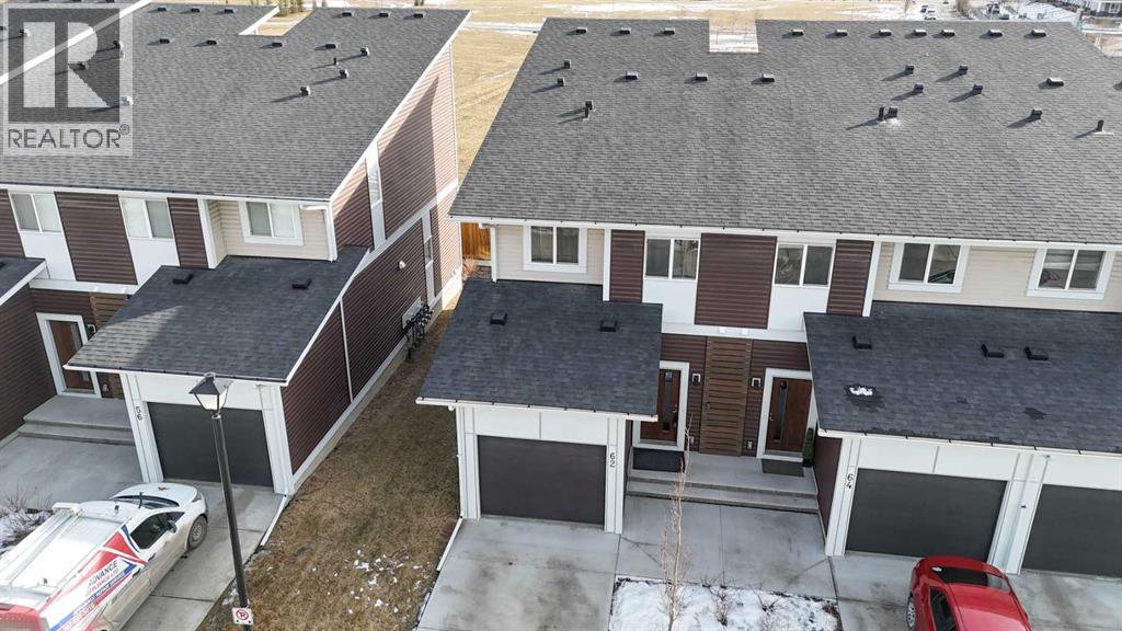 Row / Townhouse for Sale in 62 Walden Lane SE|Calgary, Alberta T2X2A7 2