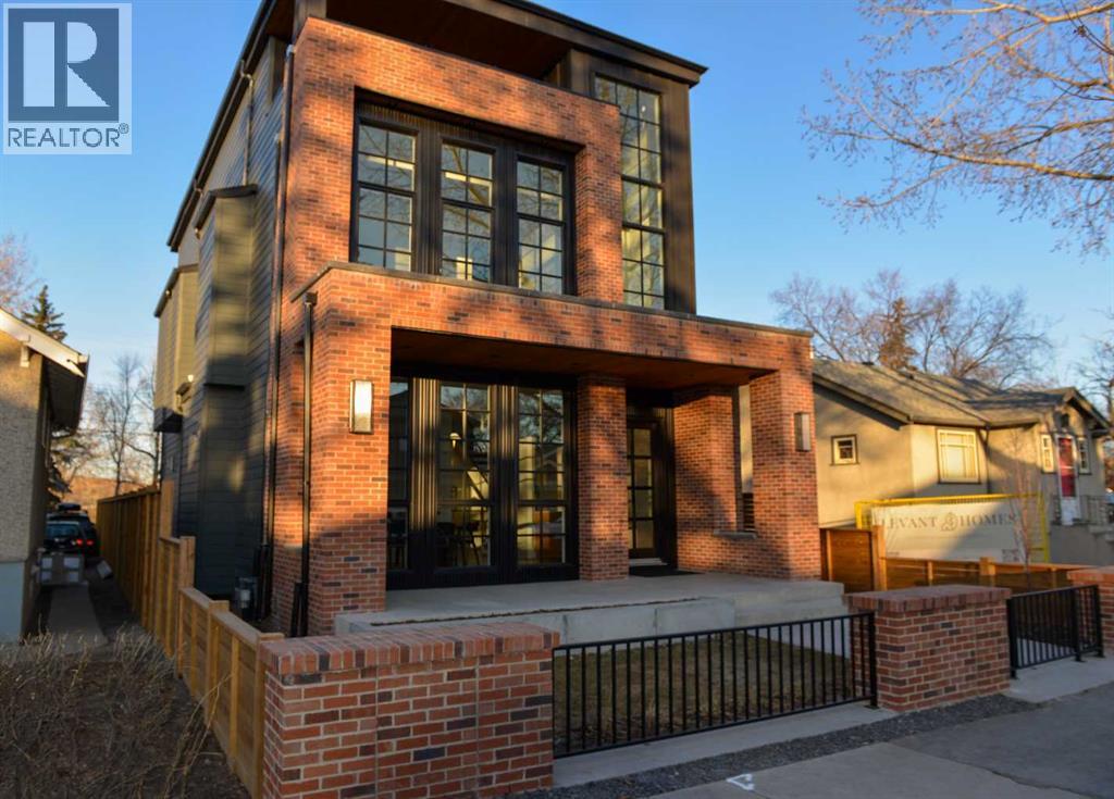 House for Sale in 1222 8 Avenue SE|Calgary, Alberta T2G0M7