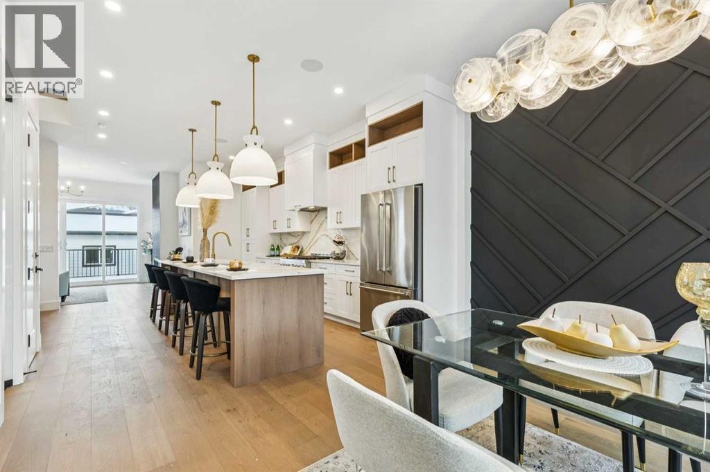 Duplex for Sale in 2632 36 Street SW|Calgary, Alberta T3E2Z8 5