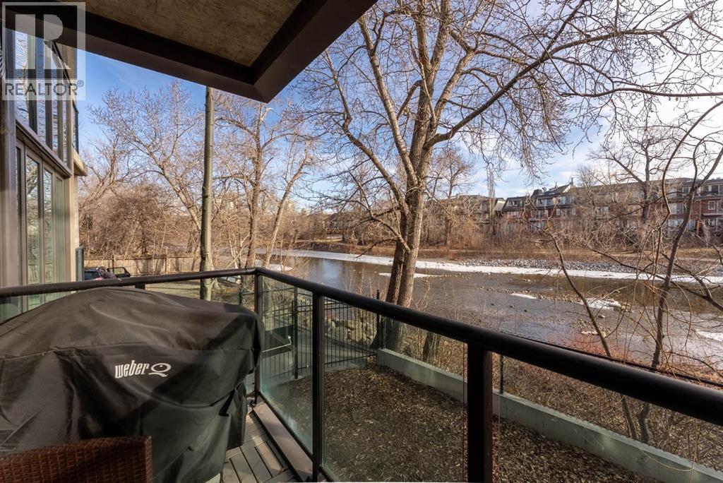 Apartment for Sale in 105, 108 25 Avenue SW|Calgary, Alberta T2S0K9 5