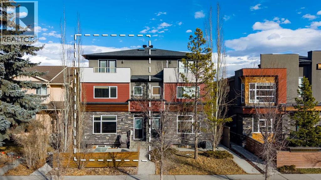 Row / Townhouse for Sale in 1, 4728 17 Avenue NW|Calgary, Alberta T3B0P5