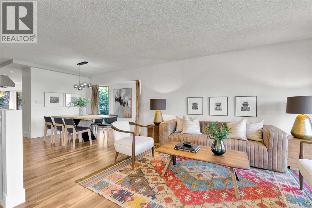 House for Sale in 1707 Suffolk Street SW|Calgary, Alberta T3C2N3 4