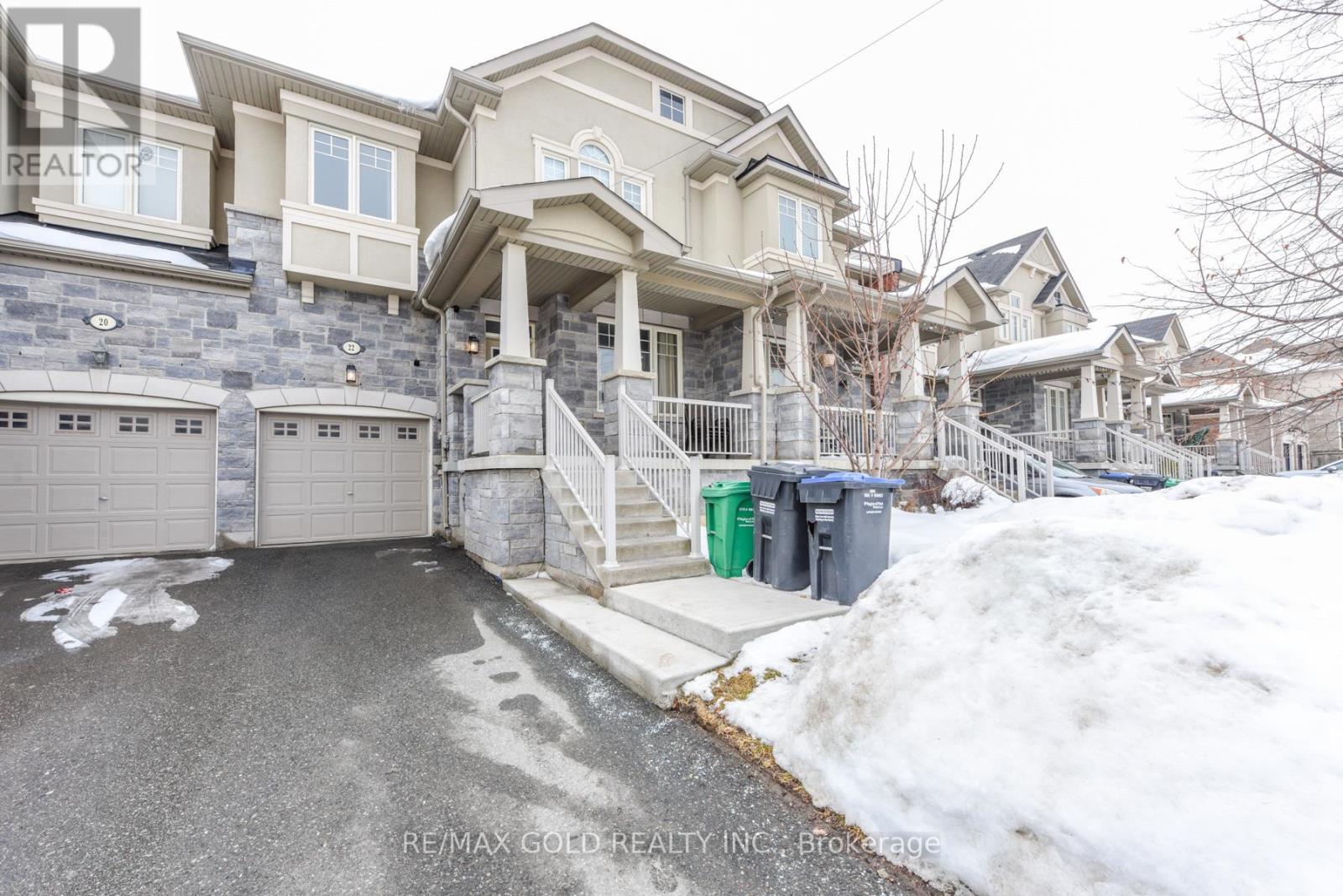 Row / Townhouse for Sale in 22 MERRICKVILLE WAY|Brampton (Bram West), Ontario L6Y0V5