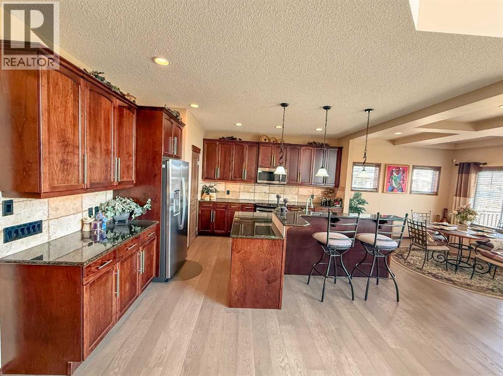 House for Sale in 128 Chaparral Valley Drive SE|Calgary, Alberta T2X0M4 4