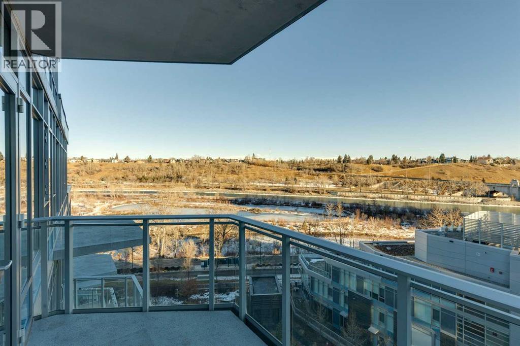 Apartment for Sale in 803, 108 2 Street SW|Calgary, Alberta T2P1P1 3