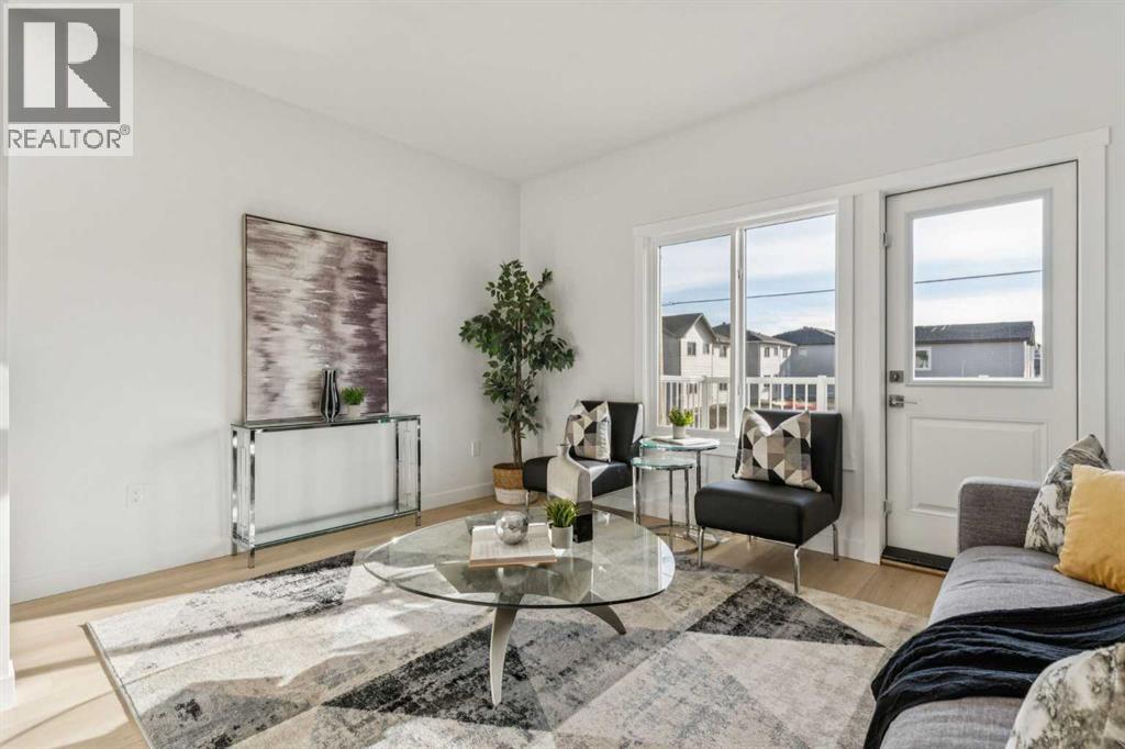 Row / Townhouse for Sale in 202, 95 Saddlecrest Circle NE|Calgary, Alberta T3J0Z2 3