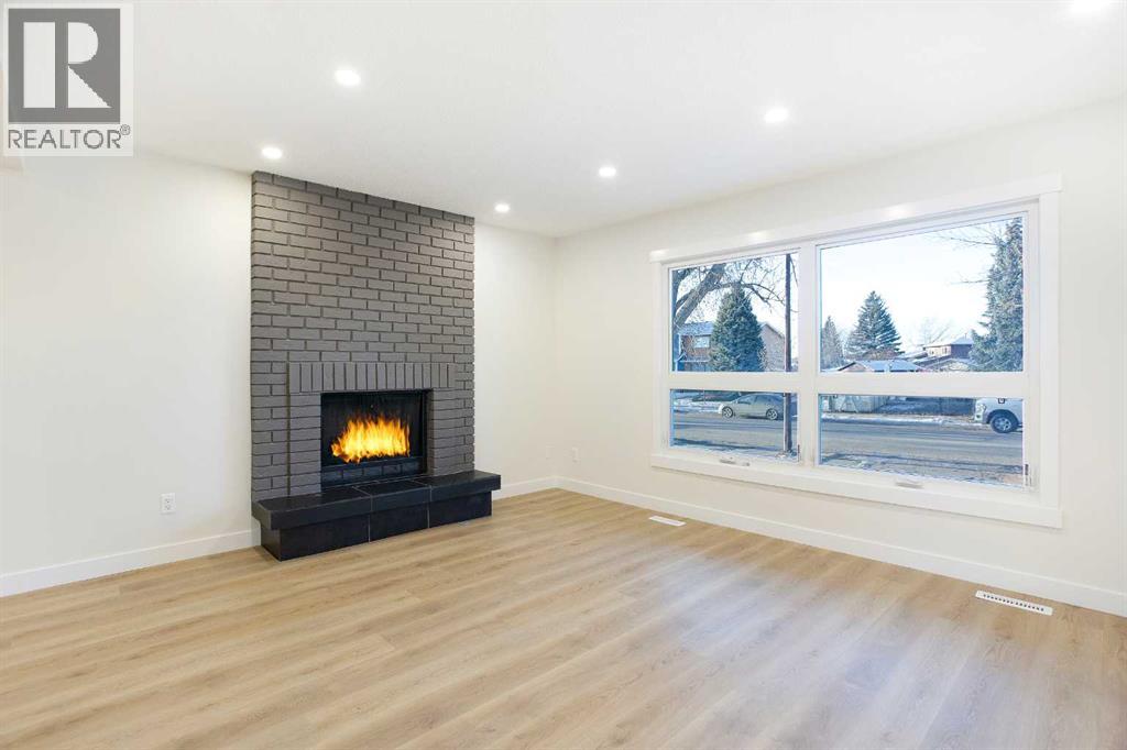 Duplex for Sale in 14668 Deer Run Drive SE|Calgary, Alberta T2J5Z2 3