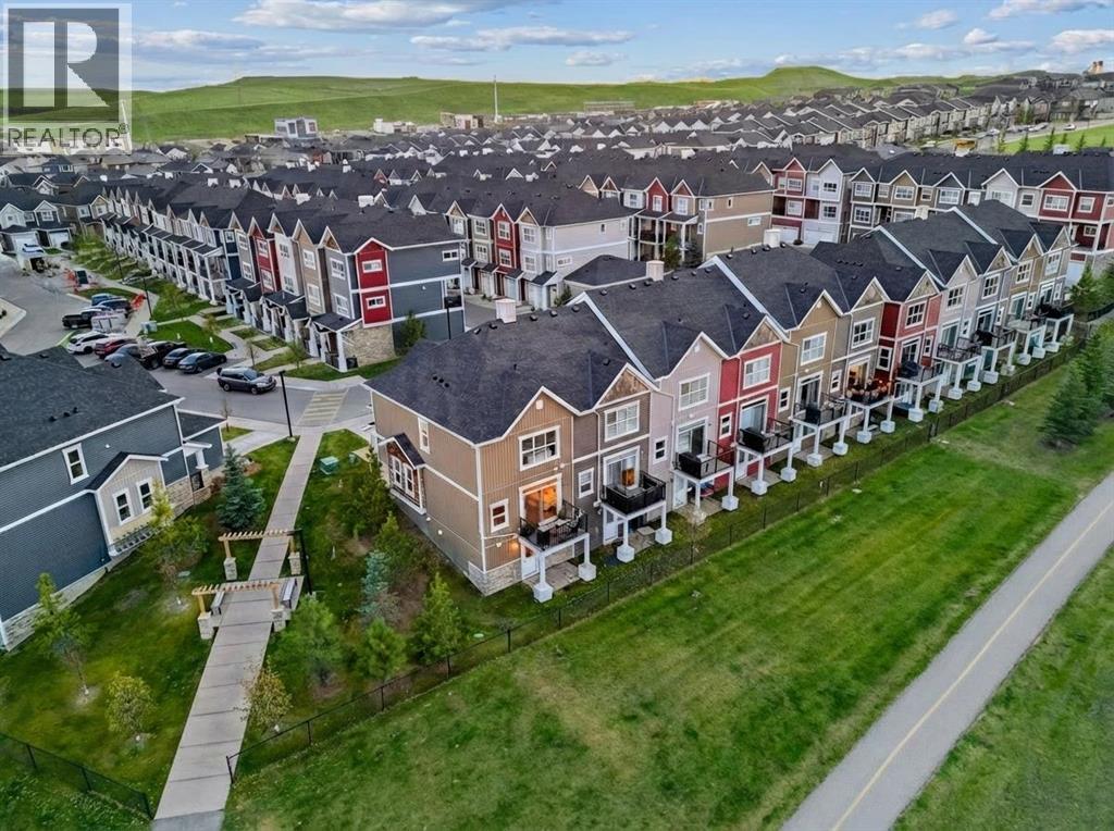 Row / Townhouse for Sale in 1101, 355 Nolancrest Heights NW|Calgary, Alberta T3E2A9 3