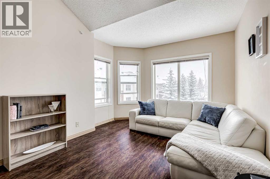 Apartment for Sale in 329, 1920 14 Avenue NE|Calgary, Alberta T2E8V4 5