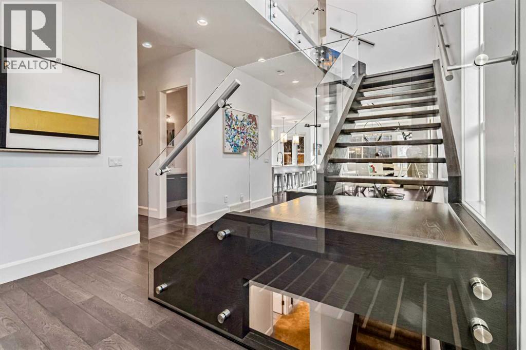 House for Sale in 405 29 Avenue NE|Calgary, Alberta T2E2C5 5