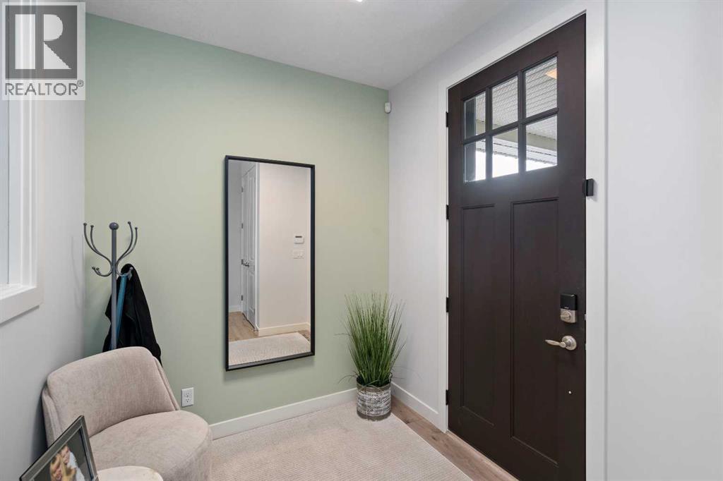 House for Sale in 81 Cranbrook Place SE|Calgary, Alberta T3M1s4 3