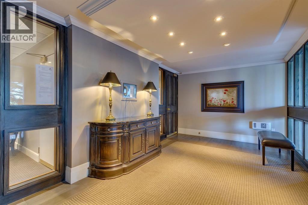 Apartment for Sale in 3N, 222 Eagle Ridge Drive SW|Calgary, Alberta T2V2V7 3