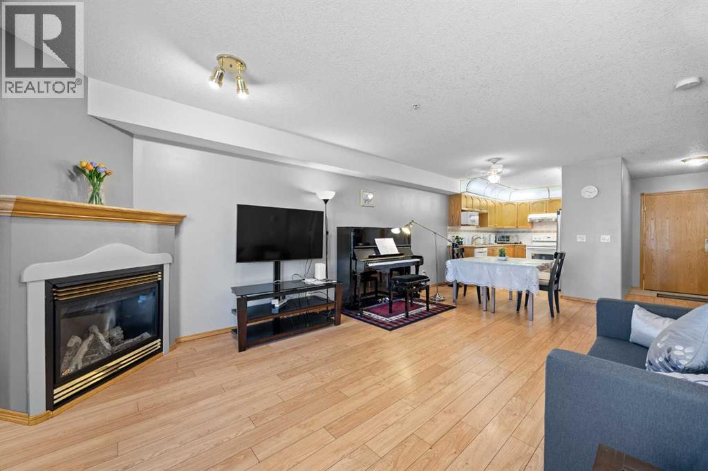 Apartment for Sale in 135, 728 Country Hills Road NW|Calgary, Alberta T3K5K8 5