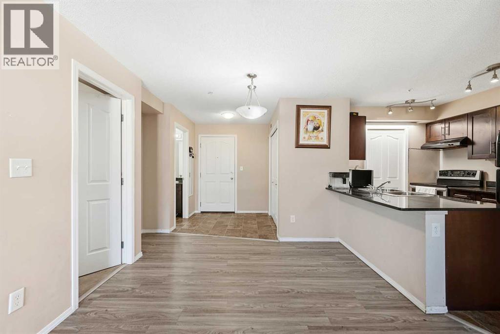 Apartment for Sale in 307, 7130 80 Avenue NE|Calgary, Alberta T3J0N5 4