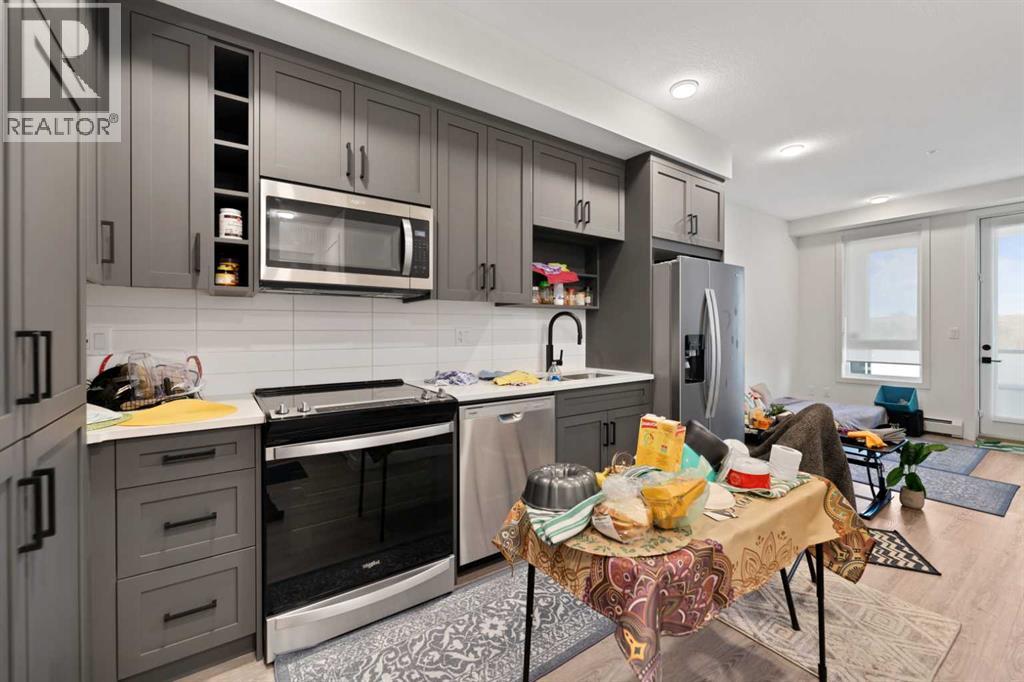 Apartment for Sale in 312, 3932 University Avenue NW|Calgary, Alberta T3B6P6 5