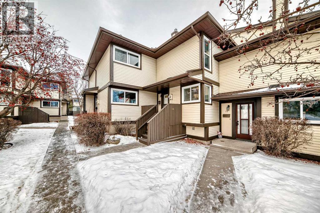 Row / Townhouse for Sale in 14, 115 Bergen Road NW|Calgary, Alberta T3K1P2 5