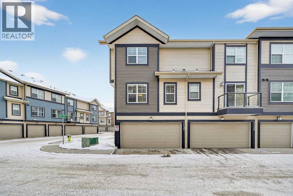 Row / Townhouse for Sale in 1137 McKenzie Towne Row SE|Calgary, Alberta T2Z1E2 2