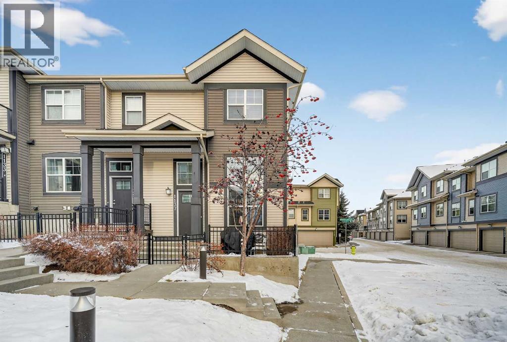 Row / Townhouse for Sale in 1137 McKenzie Towne Row SE|Calgary, Alberta T2Z1E2 3