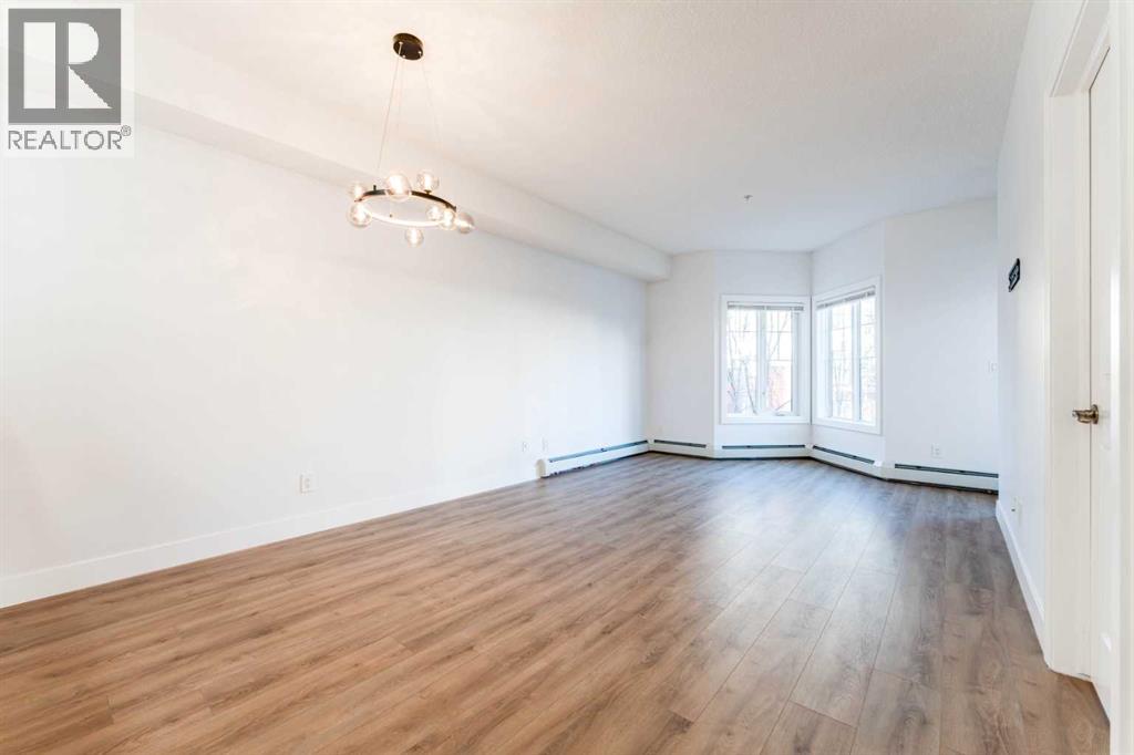 Apartment for Sale in 214, 70 Royal Oak Plaza NW|Calgary, Alberta T3G0C6 3