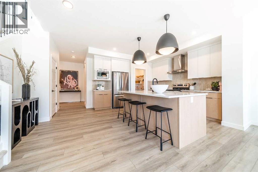 House for Sale in 55 Creekstone Common SW|Calgary, Alberta T2X6H4 3