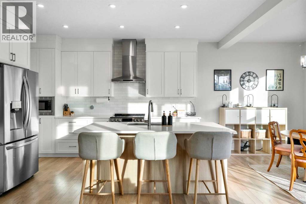 House for Sale in 35 Cranbrook Mount SE|Calgary, Alberta T3M3N5 2