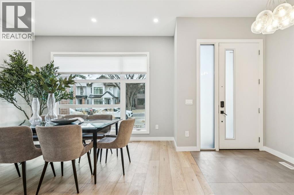 Duplex for Sale in 2918 6 Avenue NW|Calgary, Alberta T2N0Y4 2