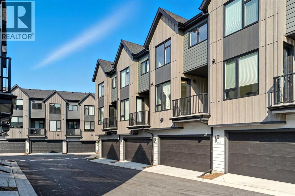 Row / Townhouse for Sale in 405, 85 Sage Hill Heights NW|Calgary, Alberta T3R0H5 3
