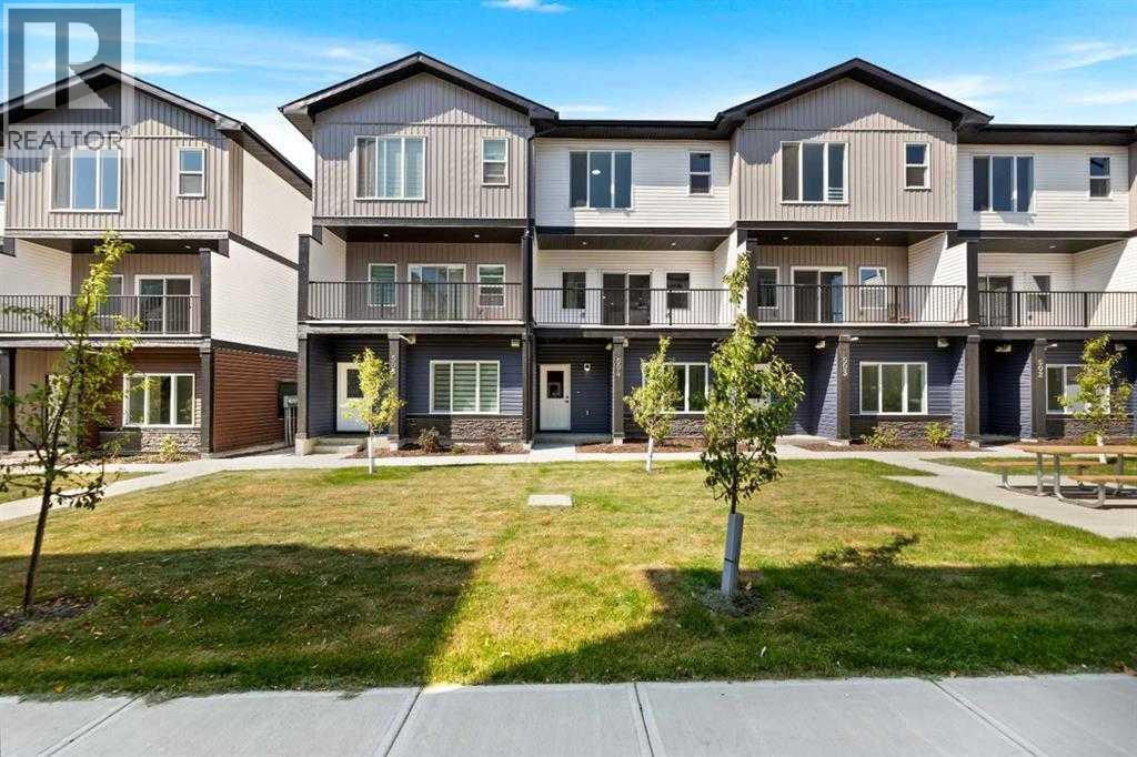 Row / Townhouse for Sale in 602, 90 Corner Meadows Manor NE|Calgary, Alberta T3N2N8 2