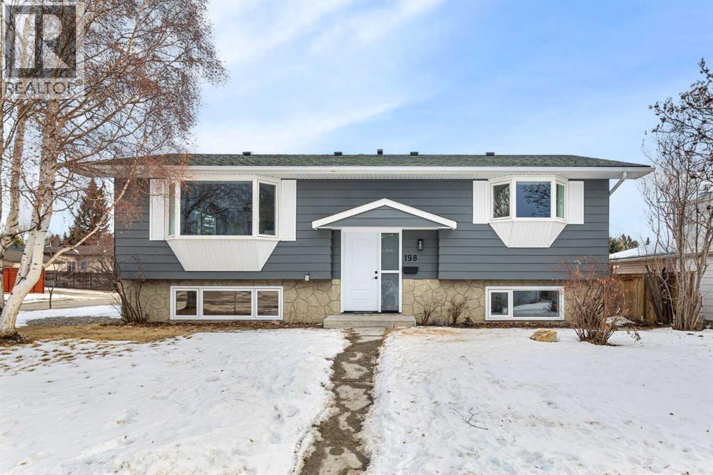 House for Sale in 198 Silver Brook Road NW|Calgary, Alberta T3B3J1 2