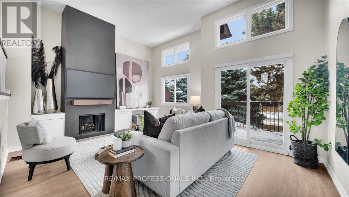 Row / Townhouse for Sale in 14 - 1755 RATHBURN ROAD E|Mississauga (Rathwood), Ontario L4W2M8 5