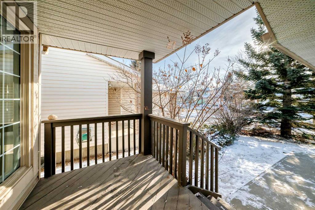 House for Sale in 9875 Hidden Valley Drive NW|Calgary, Alberta T3E5K5 2