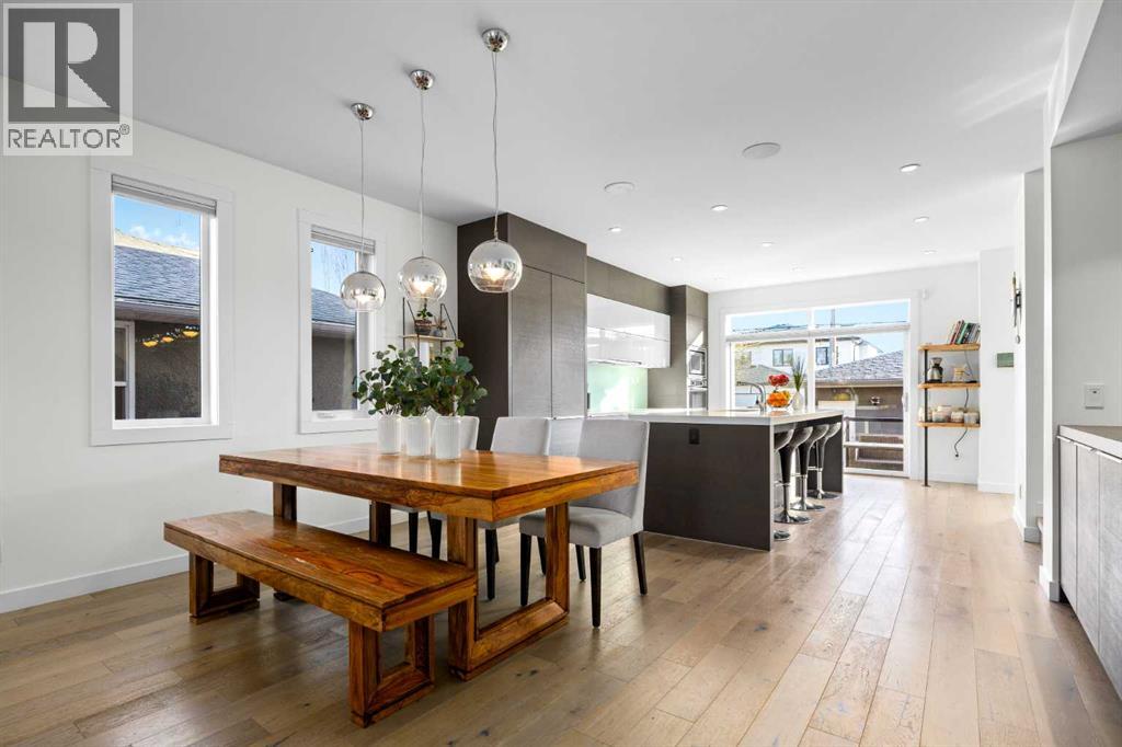 Duplex for Sale in 2234 36 Street SW|Calgary, Alberta T3E2Z3 5