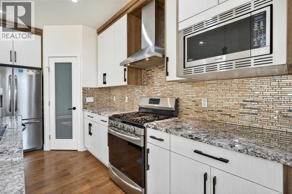 House for Sale in 353 Nolanhurst Crescent NW|Calgary, Alberta T3R0Z1 5