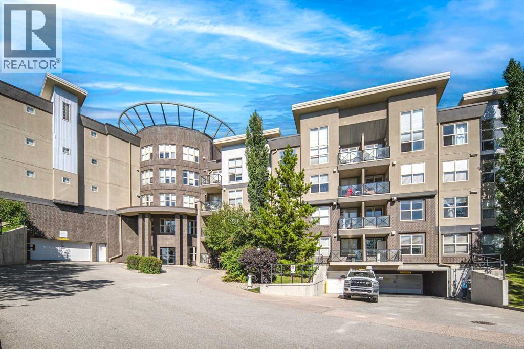 Apartment for Sale in 203, 88 Arbour Lake Road NW|Calgary, Alberta T3G0C2 3